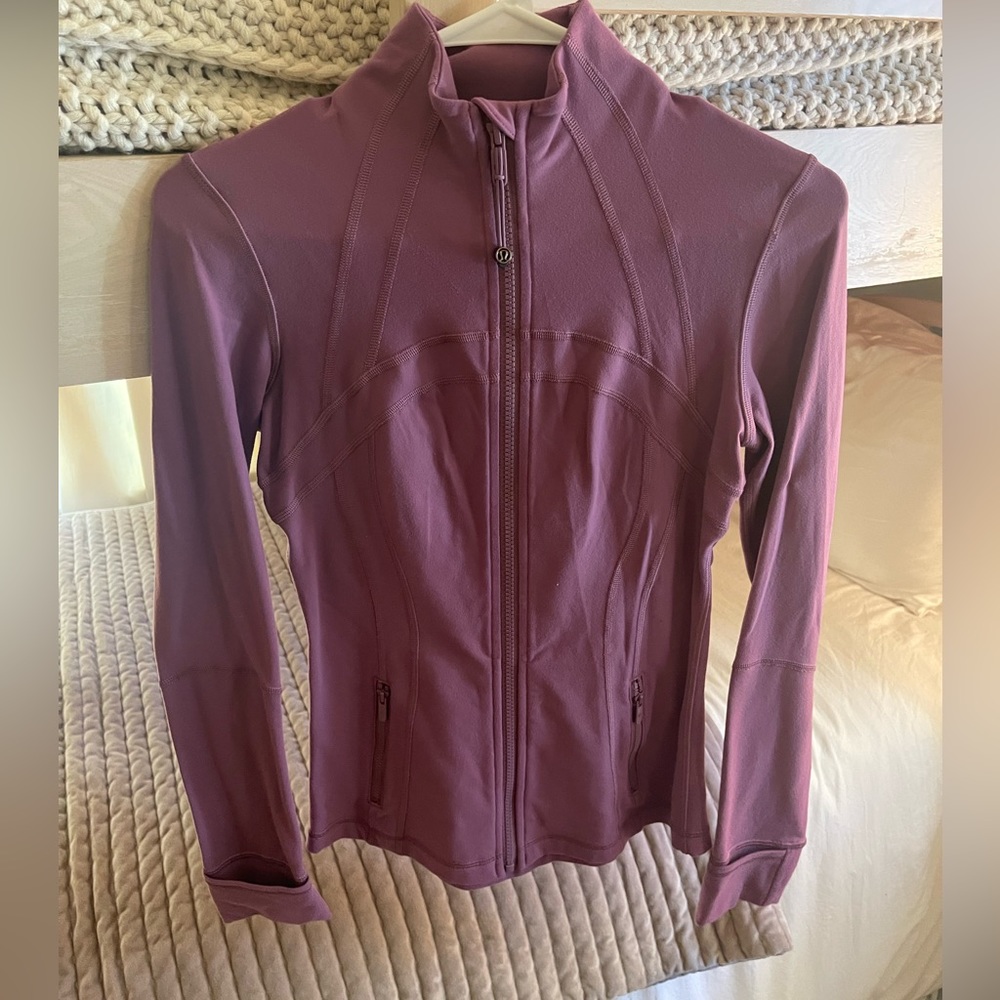 Lululemon Define Jacket in Vintage Plum, size 4!